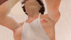 Slutty girl shows off her blowbang skills