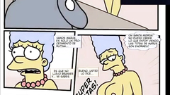 Marge grabs the boss to free Homer.