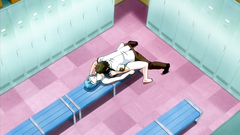 Teenage sex in the locker room - hentai porn video