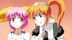 She spreads her sexy legs in stockings for fuck