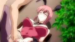 Blonde feels pain and pleasure at the same time