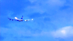 Beach girls in sexy bikinis in erotic hentai toon